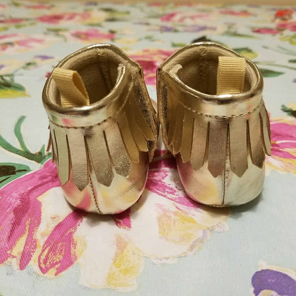 Gymboree Gold Crib Shoes, size 2 - Picture 4 of 6